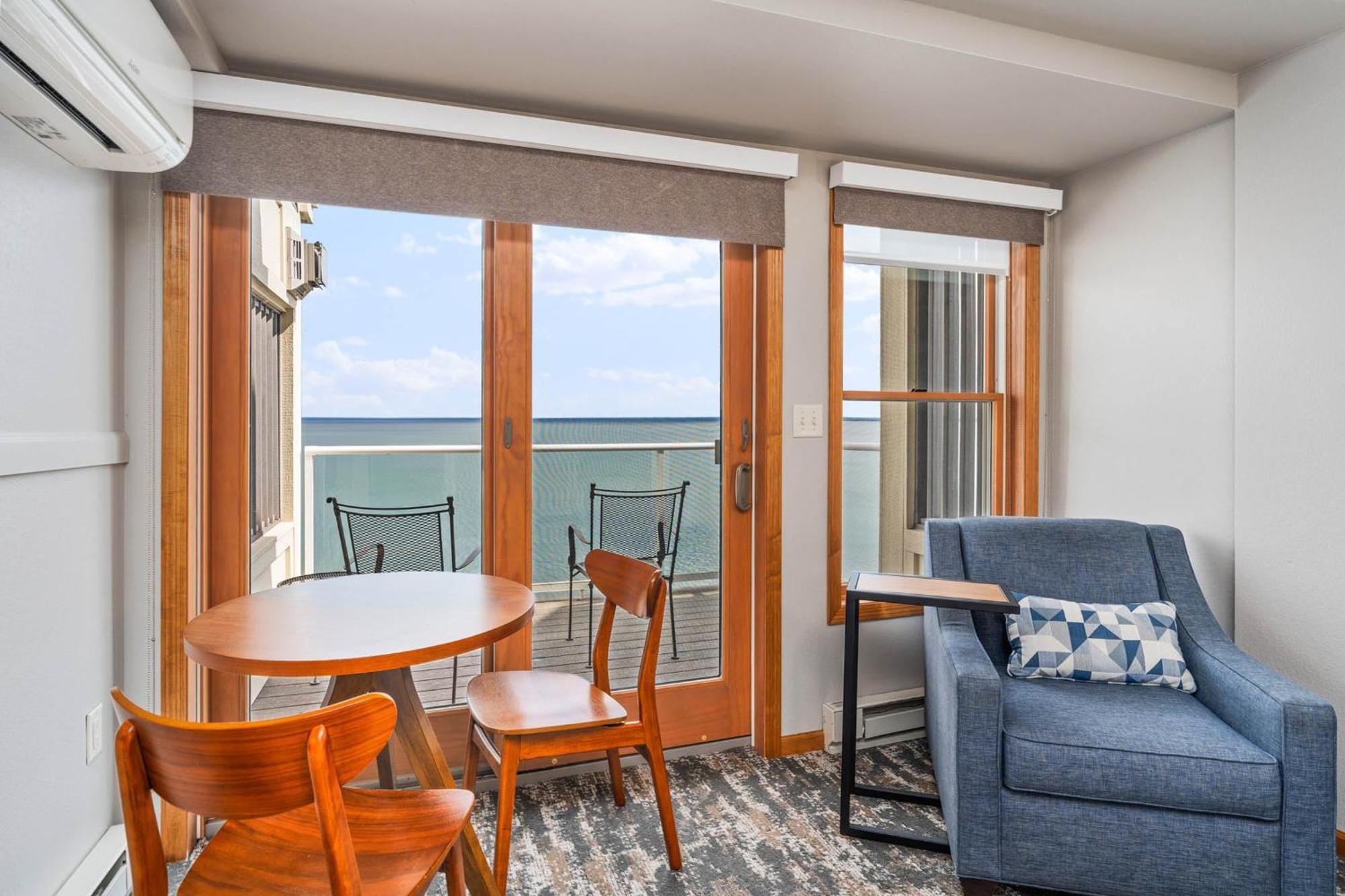 Beacon Pointe On Lake Superior Duluth Exteriör bild